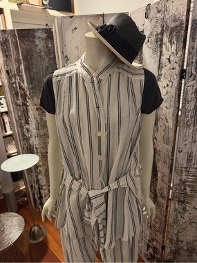 NWT! Lurdes Bergada Syngman Cucala pinstripe menswear pants and vest. Versatile.
